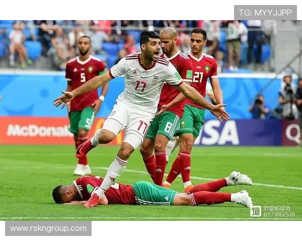 卢:分析位置速度短板强调身体对抗在竞争中的重要性 卢:分析位置速度短板强调身体对抗在竞争中的重要性